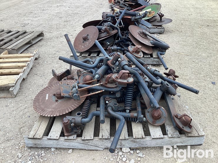 yetter-19”-opening-discs/brackets-image-8