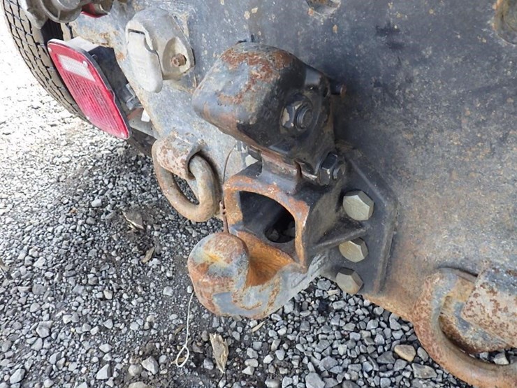 2019-freightliner-m2-15'-t/a-dump-truck-image-10