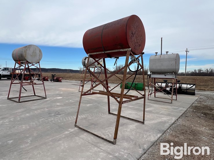 free-standing-300-gallon-gasoline-tank-image-7