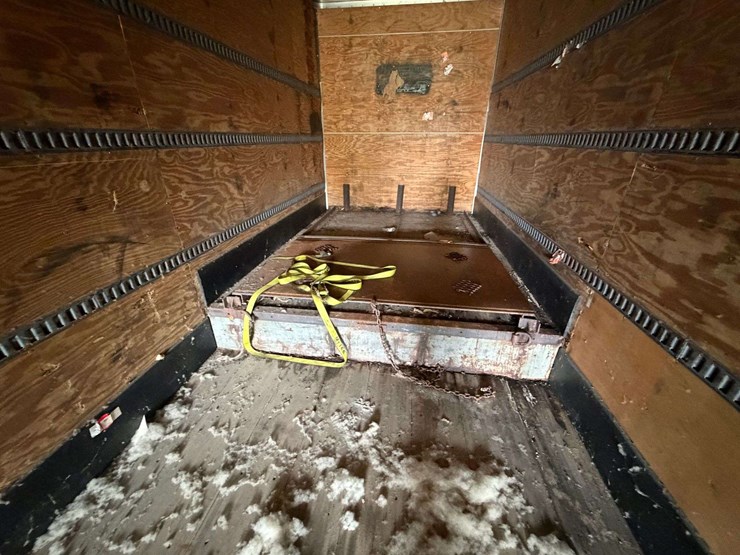 2004-great-dane-53-image-32