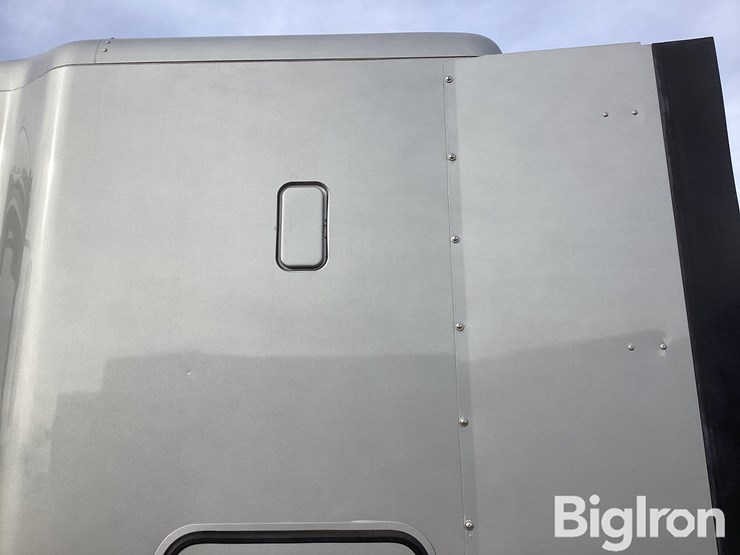 2007-cat-c15-image-17