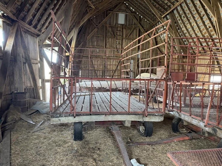 k&k-16'-bale-rack-&-gear-image-1