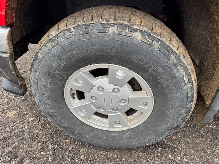 2005-chevrolet-colorado-ls-image-9
