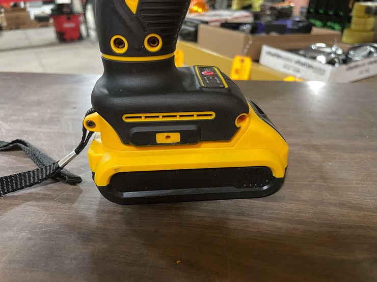 #2293-•-(2)-20-volt,-1/2"-cordless-impacts-with-batteries-(pr11)-image-19