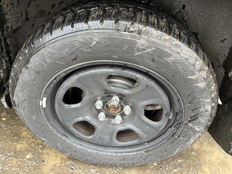 2018-ford-explorer-image-16