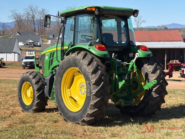 john-deere-6120e-image-3