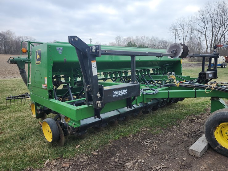 john-deere-750-image-15