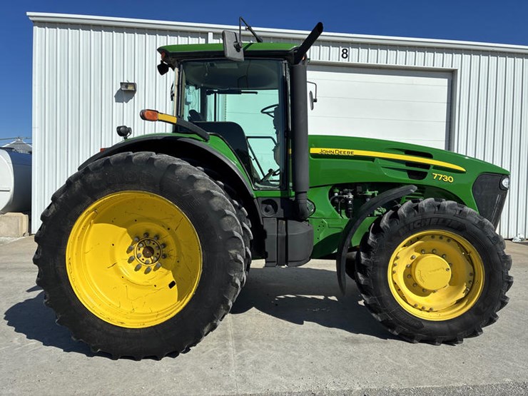 2010-john-deere-7730-image-4
