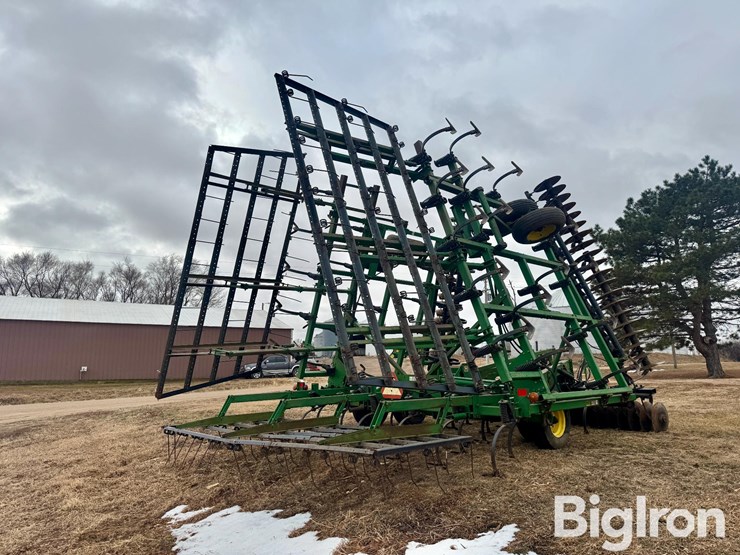 john-deere-726-image-5