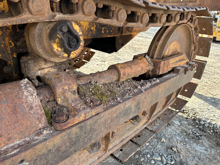 john-deere-350-image-69