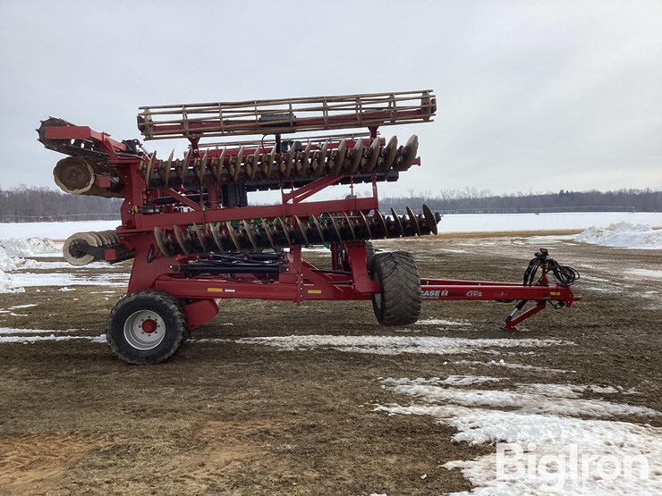 2022-case-ih-475-image-4