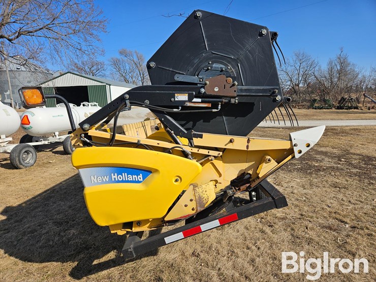 2009-new-holland-74c-image-4