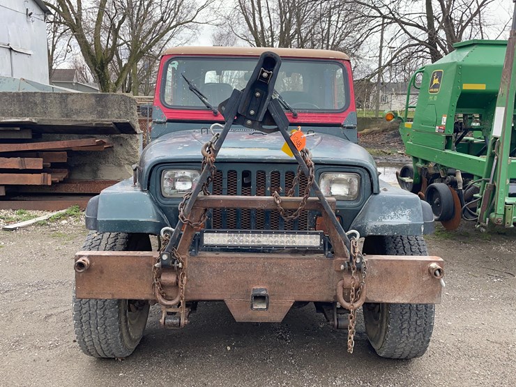 1994-jeep-wrangler-image-13