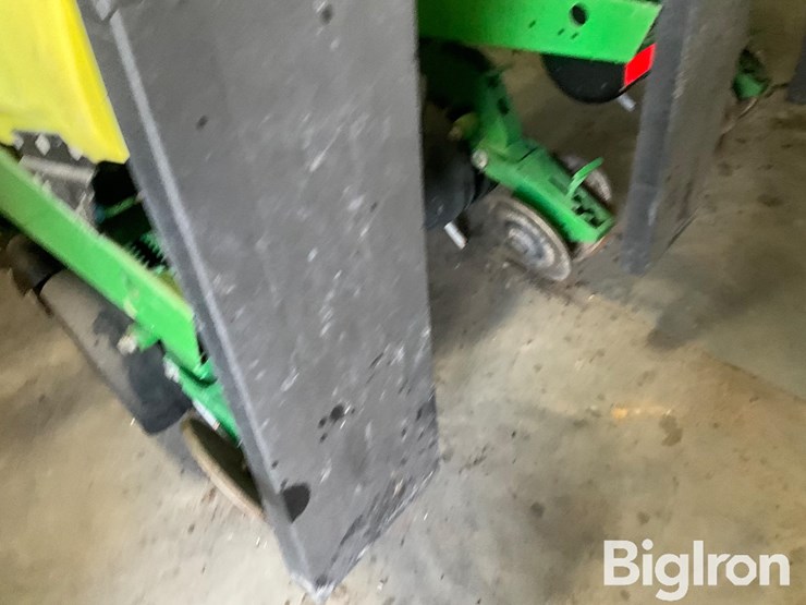 2011-john-deere-1720-image-20