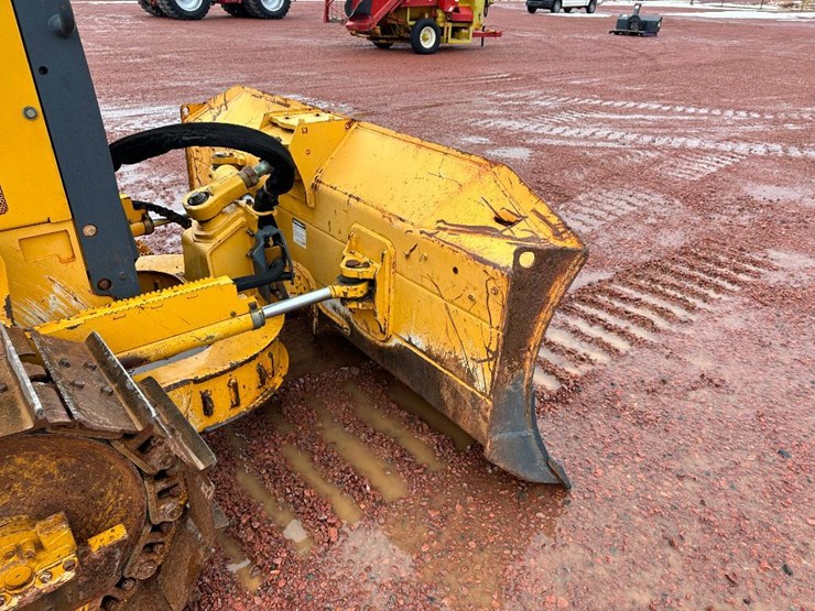 2012-deere-450j-lt-image-34