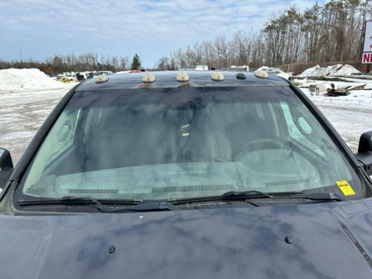 2014-ram-2500-hd-image-32