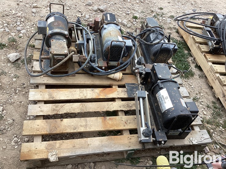 cds-john-blue-0162-chemigation-pumps-image-6