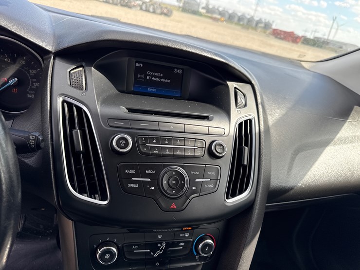 #35101-•-2016-ford-focus-hatch-back-1fadp3k28gl230543-inv#-35101-image-28