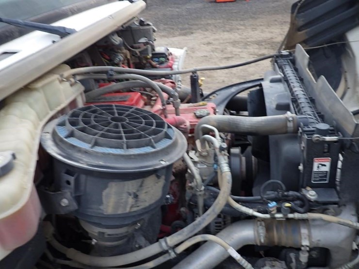 2016-freightliner-m2-15'-t/a-water-truck-image-20