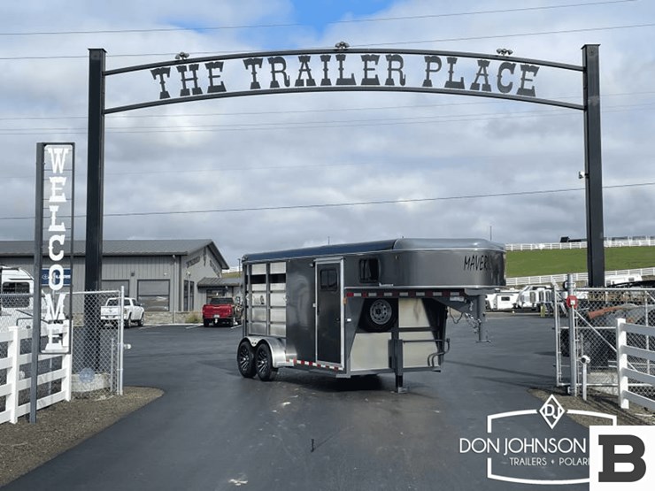 2024-c&b-maverick-2-h-gooseneck-horse-trailer-image-2