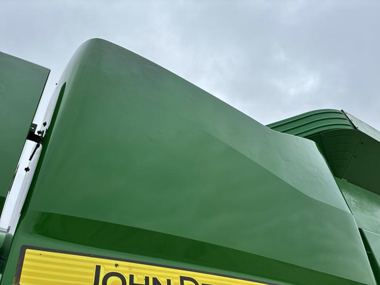 2014-john-deere-s660-image-12