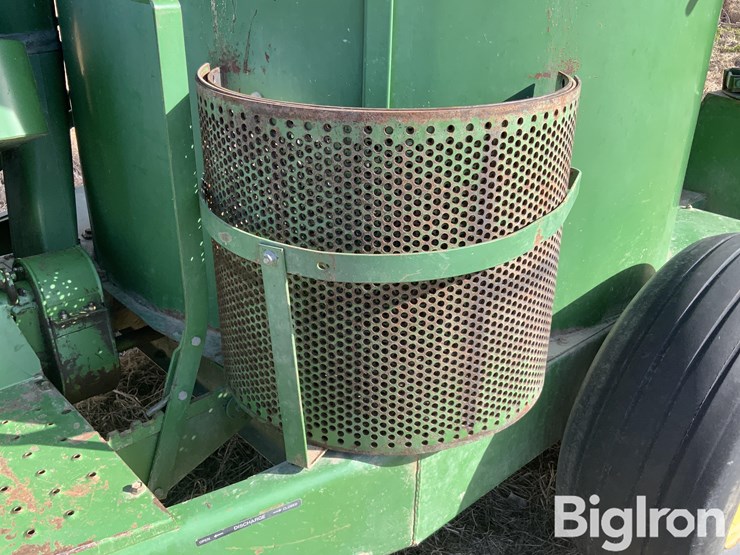 john-deere-700-image-14