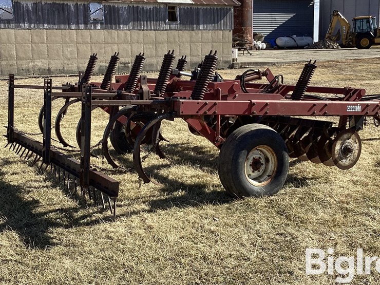 case-ih-6500-image-5