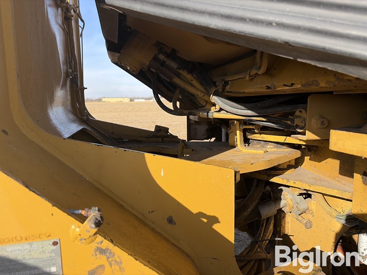 2002-caterpillar-950g-image-10