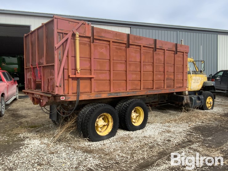 1975-international-fleetstar-image-5