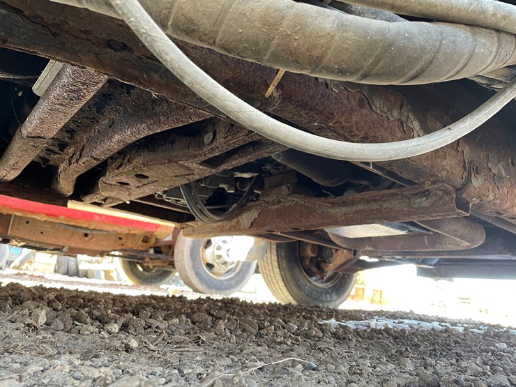 2003-chevrolet-3500-image-16