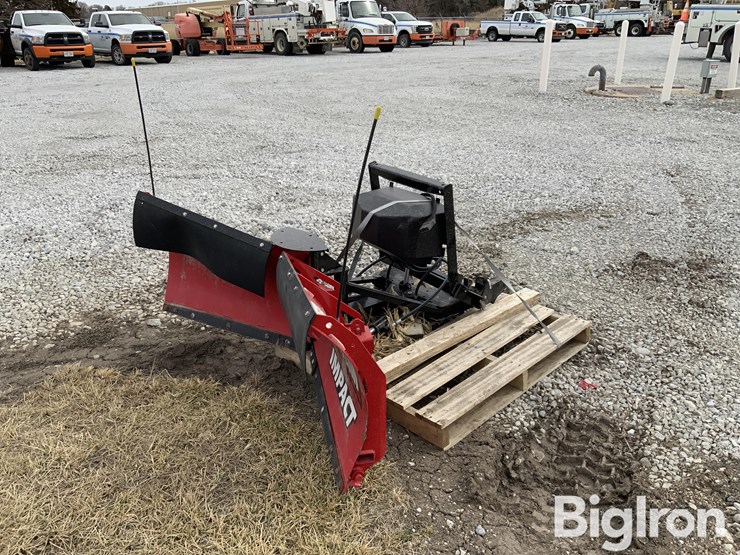 western-impact-6’-v-utv-snow-blade-image-1