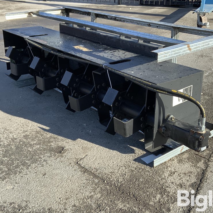 2025 MASSEY-FERGUSON 730