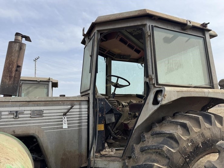 white-2-105-image-17