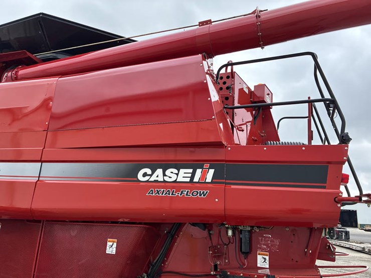 2008-case-ih-2588-image-21