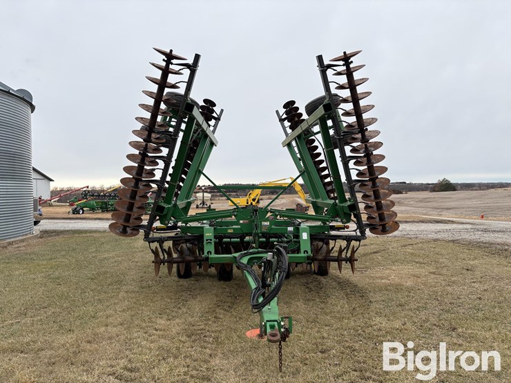 2010-john-deere-637-image-2