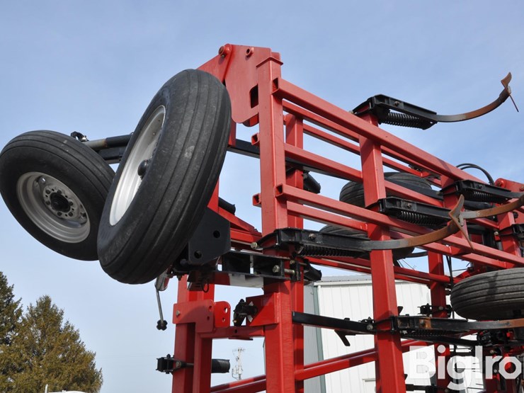 case-ih-200-image-12