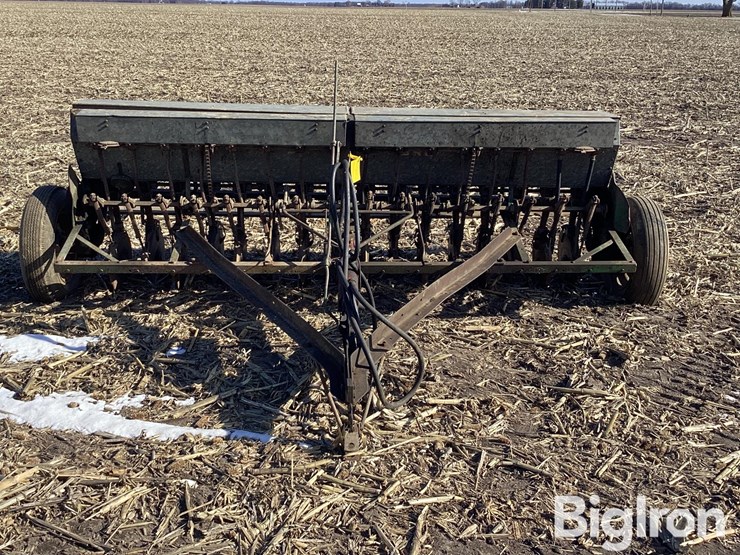 john-deere-b-image-2