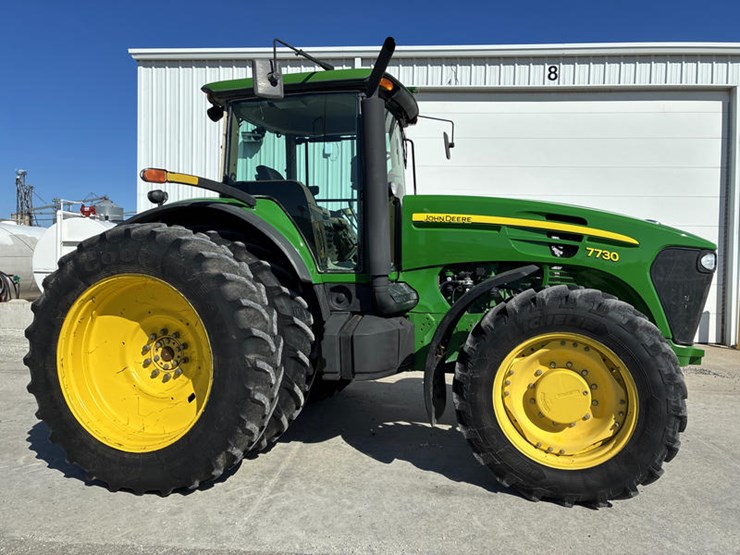 2010-john-deere-7730-image-3