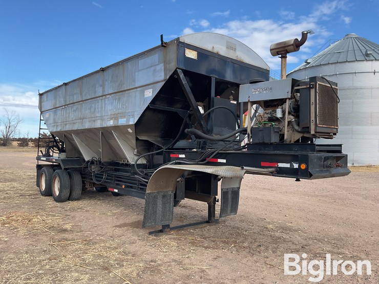 2001-magnolia-trailer-image-3