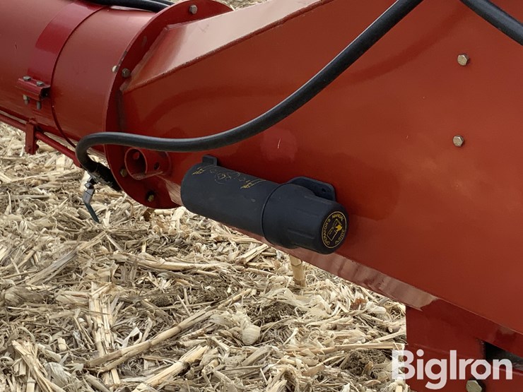 buhler-farm-king-y1385-image-17