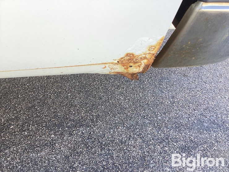 2010-ford-f250-xl-image-10