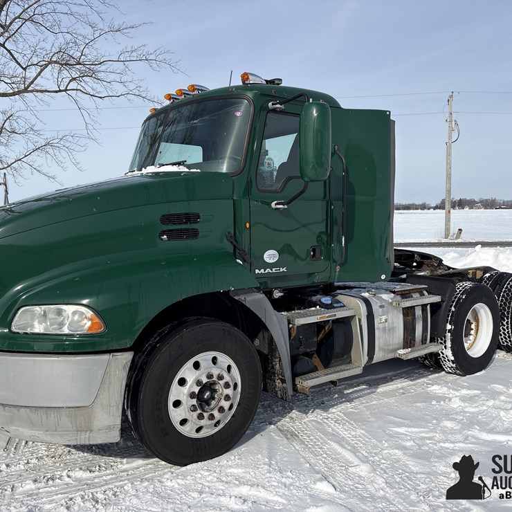 2014 MACK PINNACLE CXU613