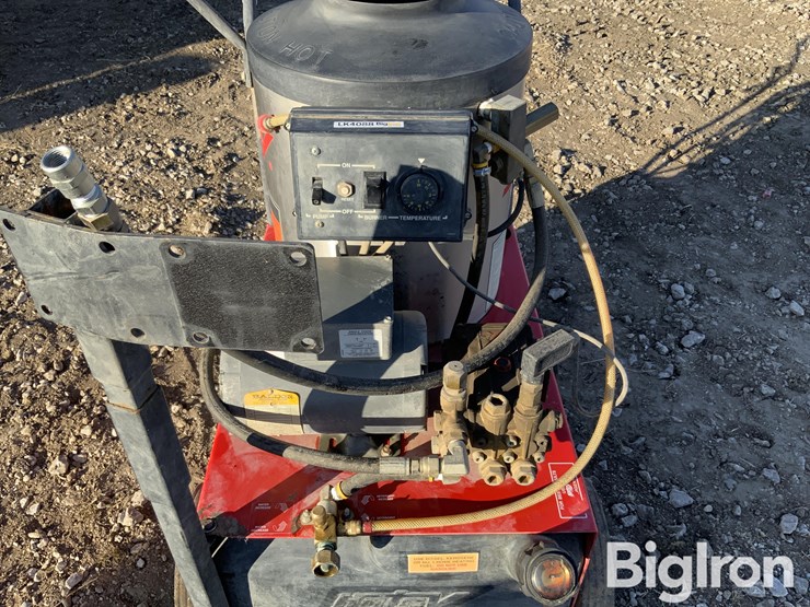 hotsy-555ss-portable-heated-power-washer-image-15