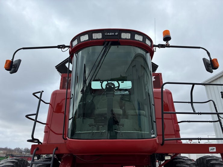 2008-case-ih-2588-image-14