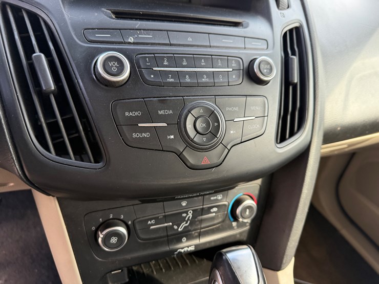 #36832-•-inop-2016-ford-focus-se-sedan-1fadp3f27gl212545-inv#-36832-image-31