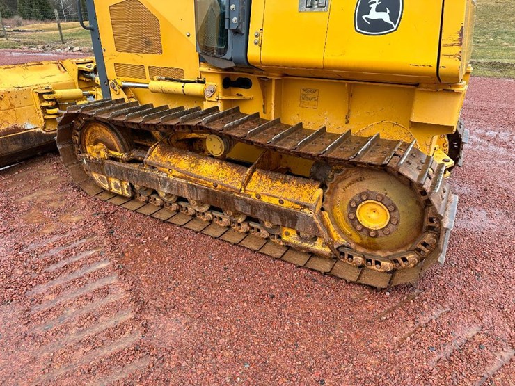 2012-deere-450j-lt-image-7