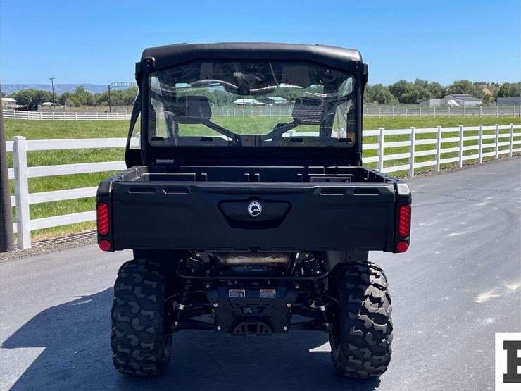 2023-can-am-defender-xt-h09-utv-image-12