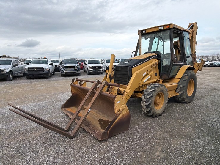 caterpillar-416d-image-1