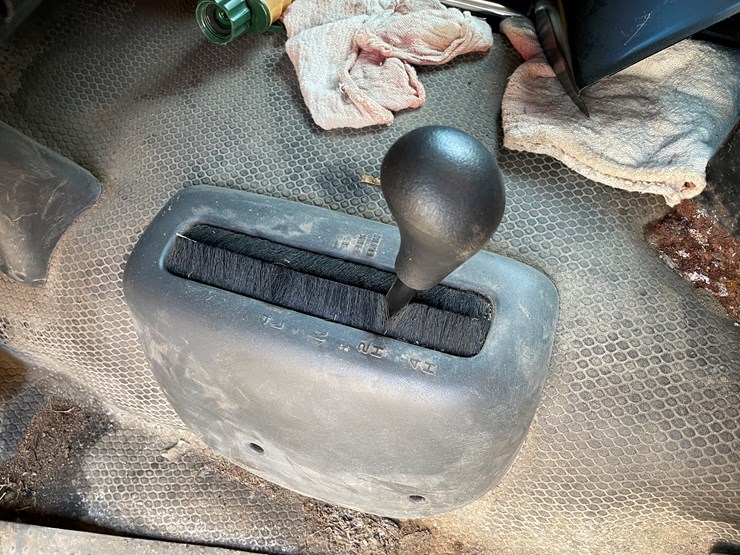 2003-chevrolet-3500-image-44