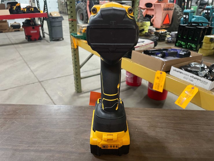 #2297-•-dewalt-compatible-20-volt-1/2"-cordless-impact-with-8ah-battery-(pr11)-image-2